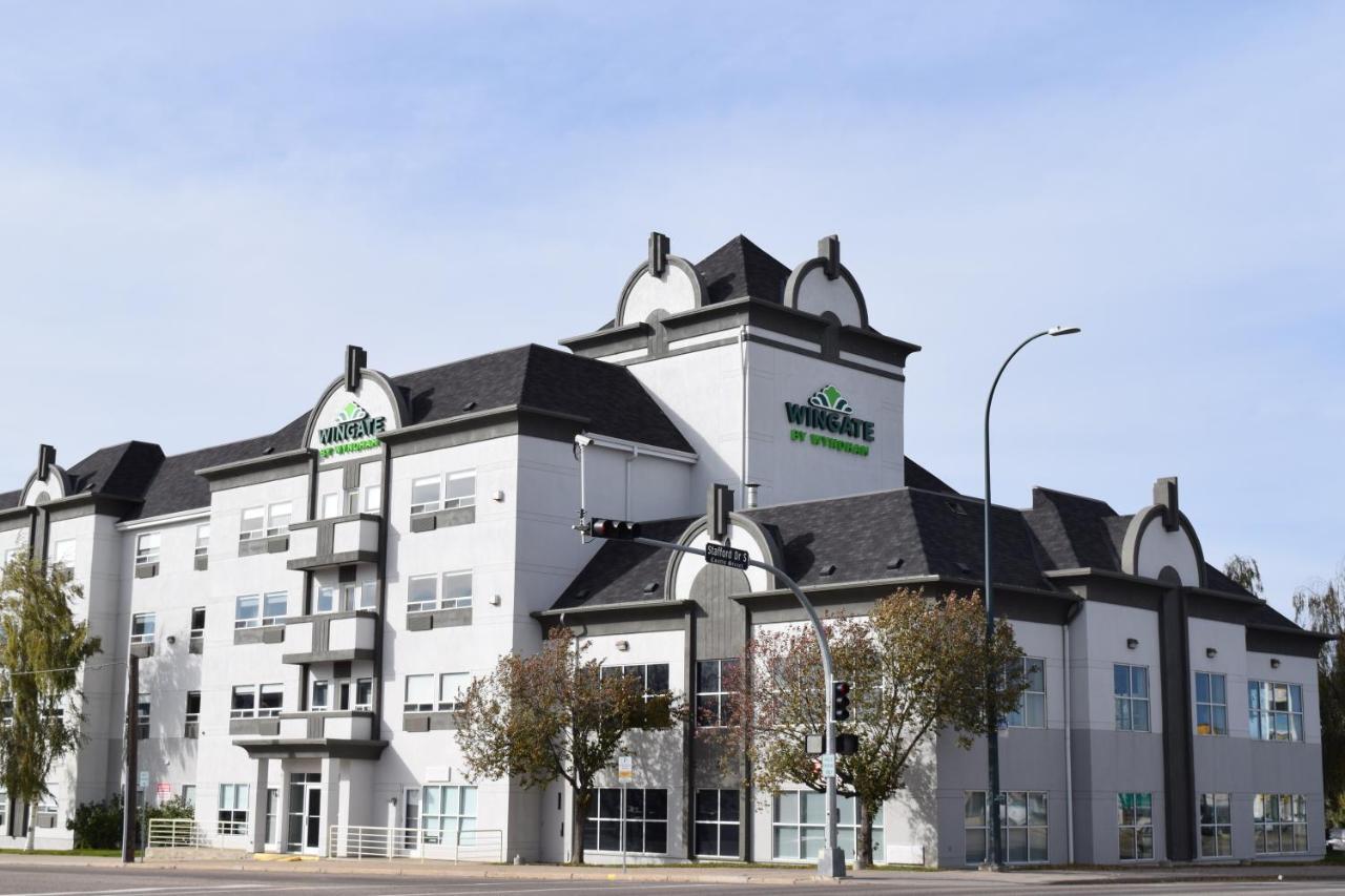 Wingate By Wyndham Lethbridge Hotel Exterior foto